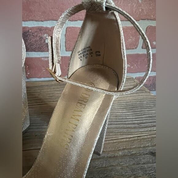 Dream Pairs | Champagne Glittered Hi-Chunk High Heel Pumps - Picture 4 of 6